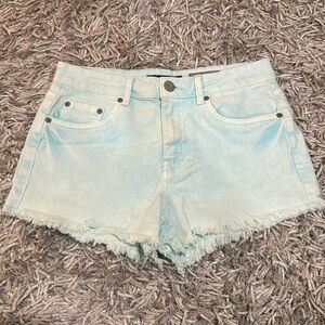 Light blue Aeropostale denim‎ shorts. Women’s 4.